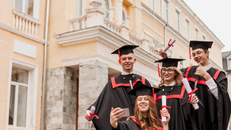 Różnica czterdziestu lat między najmłodszym a najstarszym słuchaczem uniwersytetów trzeciego wieku w powiecie gostyńskim