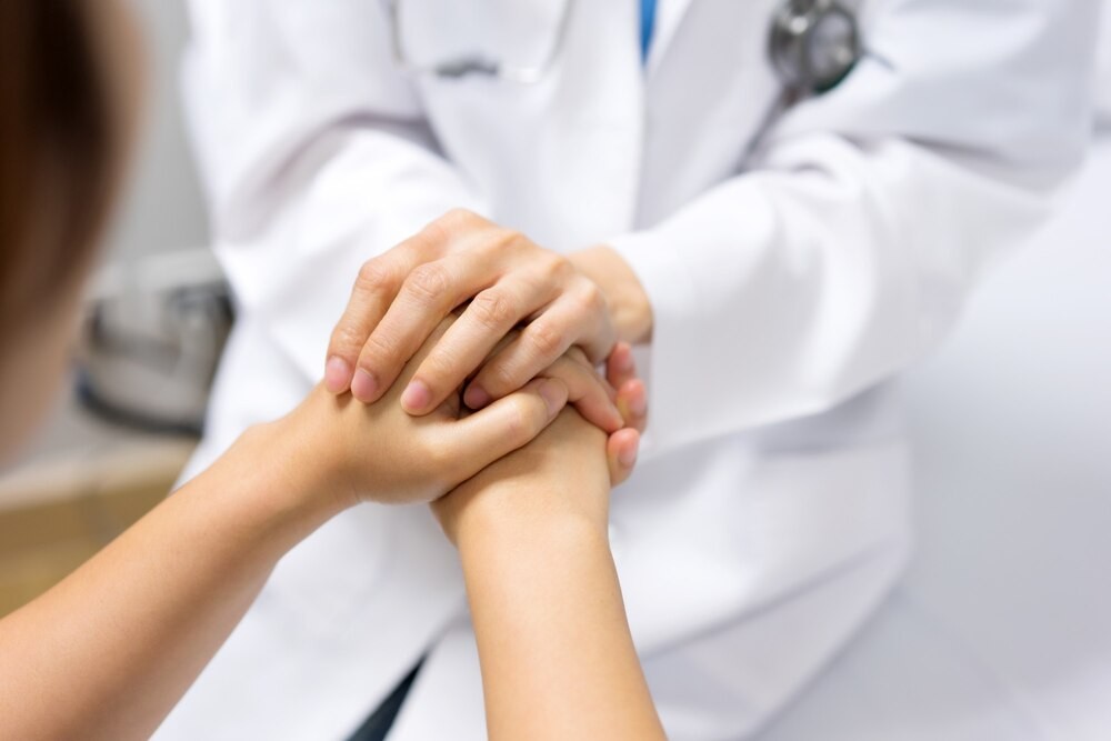 Nowe ambulanse dla Powiatu Gostyńskiego dzięki umowie z Wojewodą