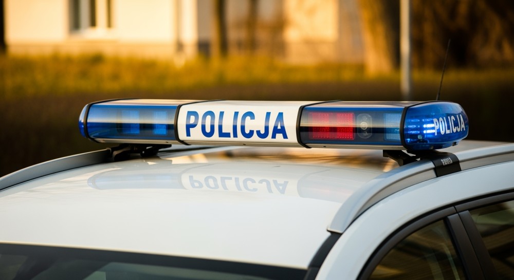 Złodziej paliwa z ciężarówki w rękach policji po nocnym włamaniu